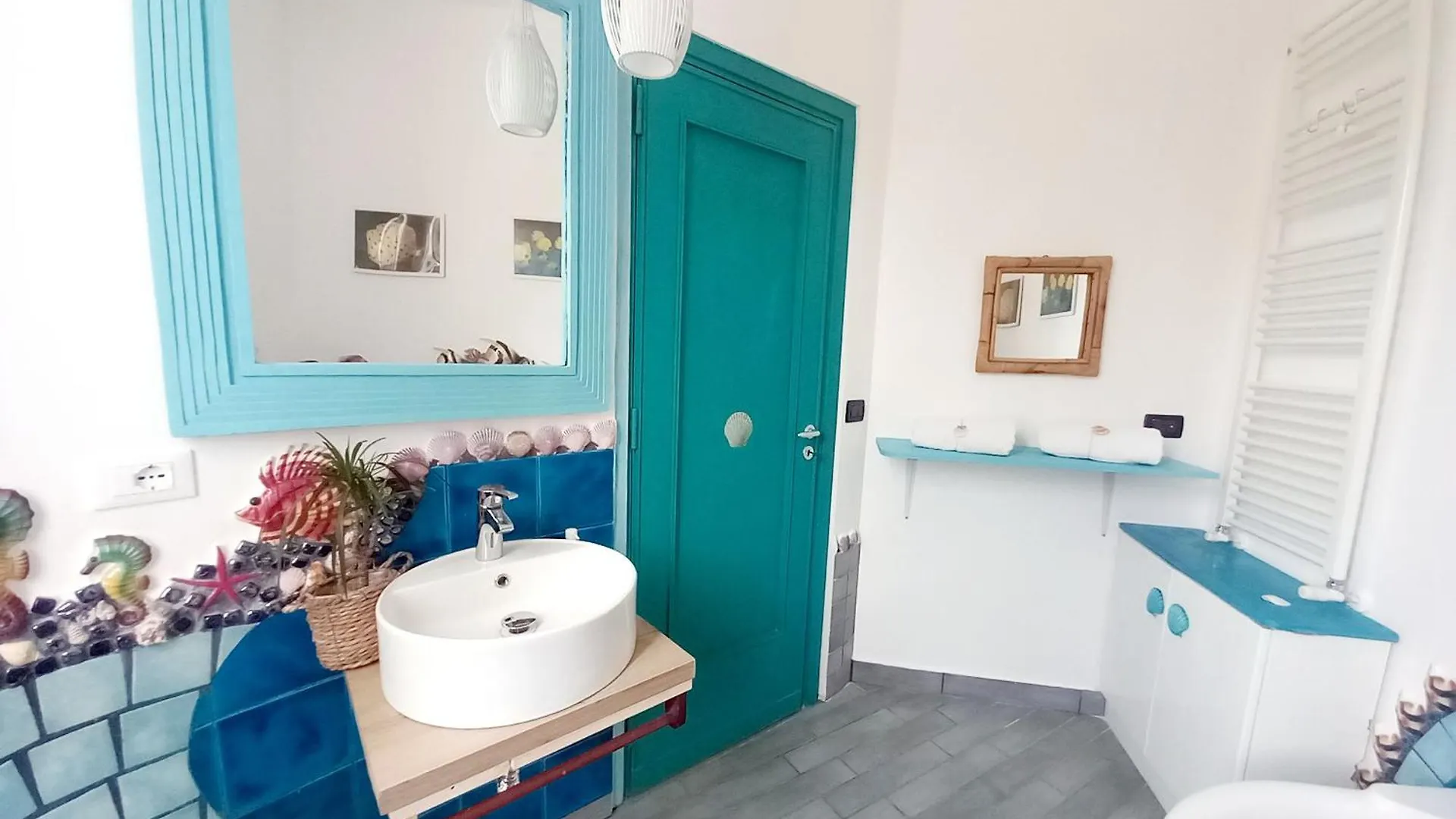 Villa Mondello Jacuzzi Room E Terraces Room Penzion